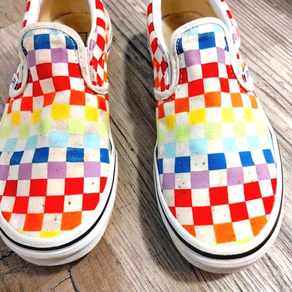 Vans rainbow checkered slip on kids shoes size 3 - Picture 1 of 3